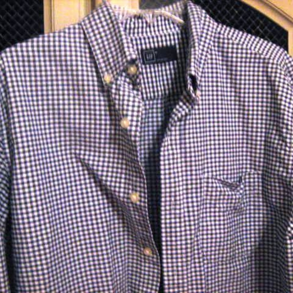 Men's Gap Long Sleeved Shirt